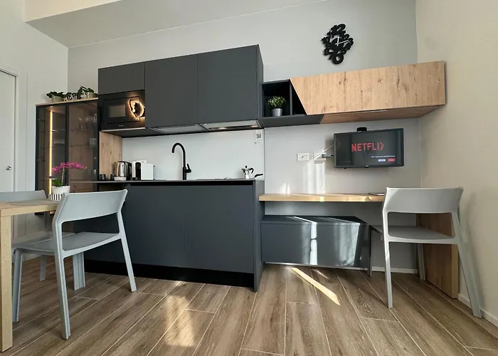 La Casa Di Matthew - Homy Apartmán